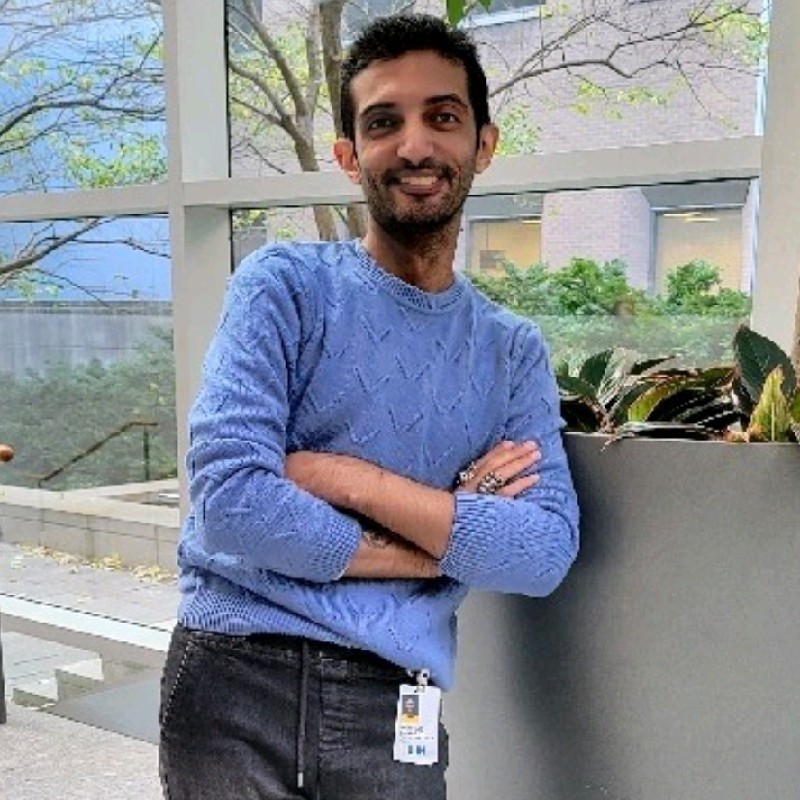 Shaping Identity with Science & Art: Mahmoud El-Maklizi